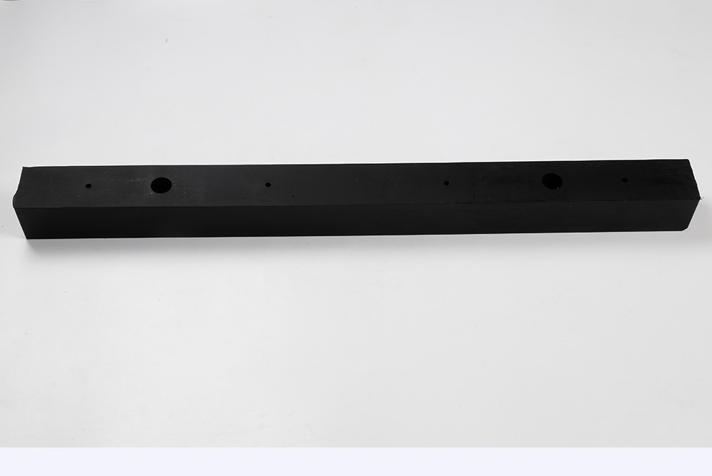三一重工設備減震塊（980×80）7公斤